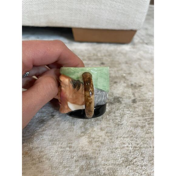 Vintage Thorley Bone China Made‎ In England Scrooge Mini Creamer - Picture 2 of 5